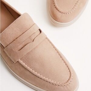 JustFab Women's Beige Suede Loafers